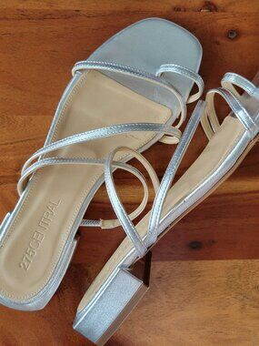 275Central  Sandal Women’s 41 Fantastic Leather Strappy Square Block Heel